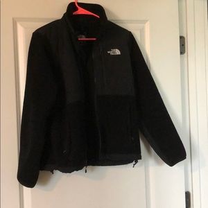 Black North face jacket